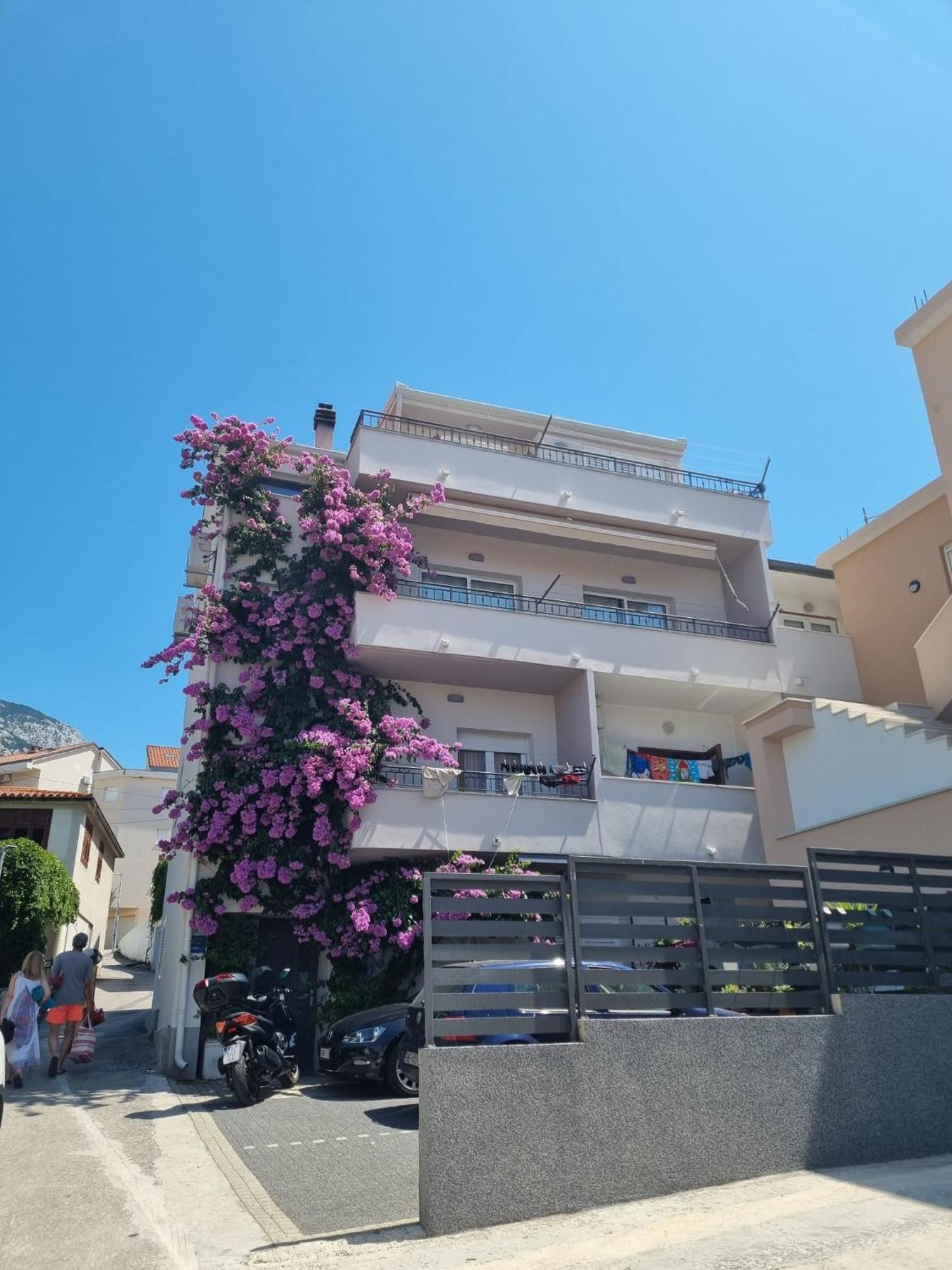 Apartments Luny Makarska Ngoại thất bức ảnh
